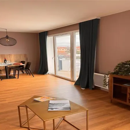 Four-guest Getaway In