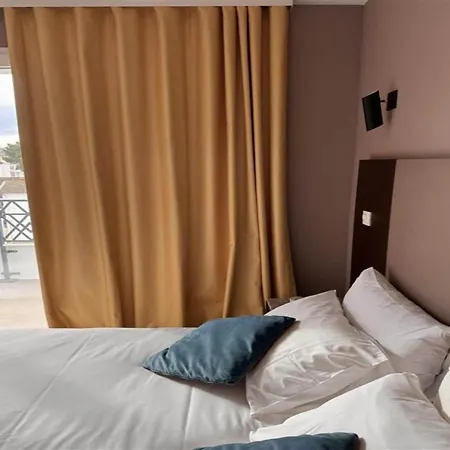 Apartamento Four-guest Getaway In *